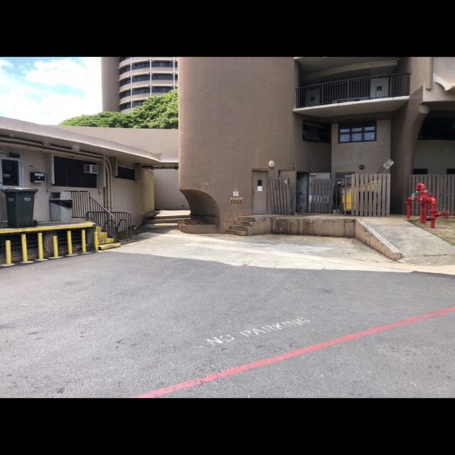 UH MANOA