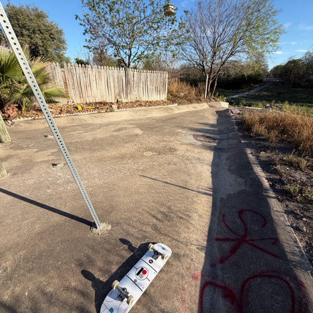 sketchy ass ditch