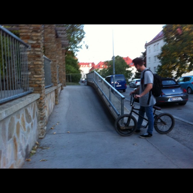 Rail booom