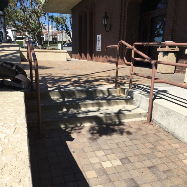 Men’s warehouse 3 stair