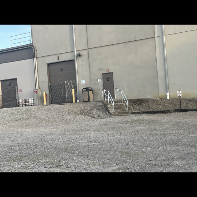 Gravel landing
