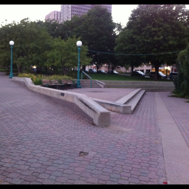 Plaza on the Mississippi 
