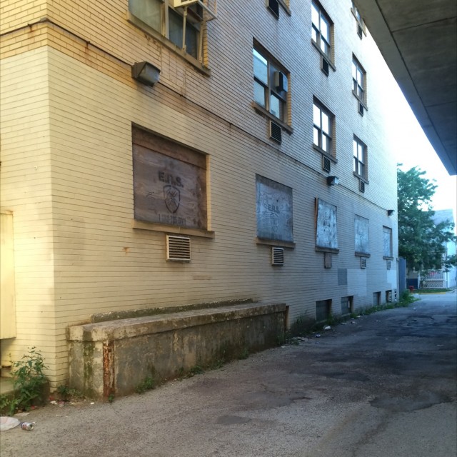 Ghetto ledge