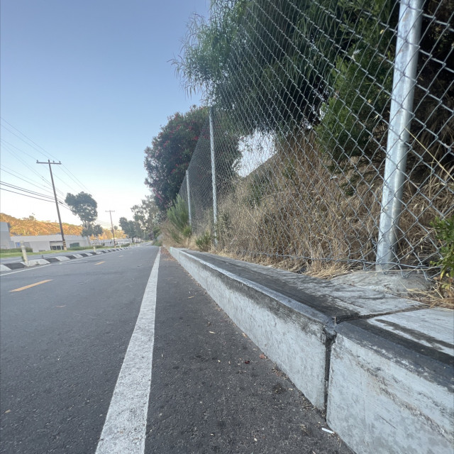 bike path ledge spot