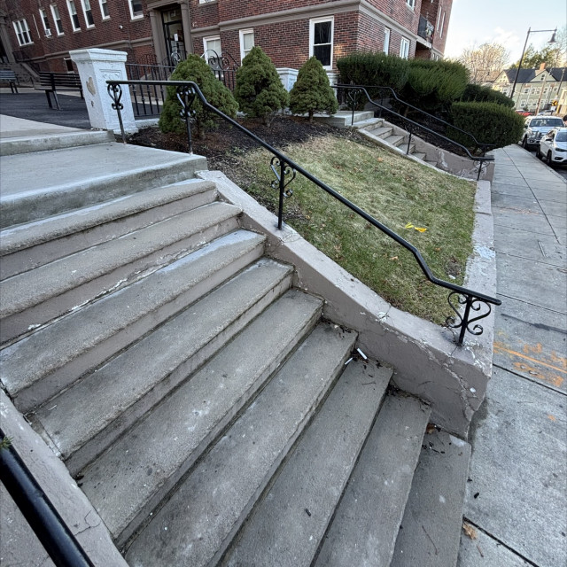 Wonky low rail 
