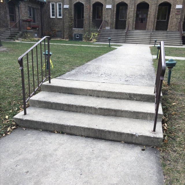 Lil 3 stair 