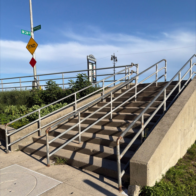 Coney Island downrail