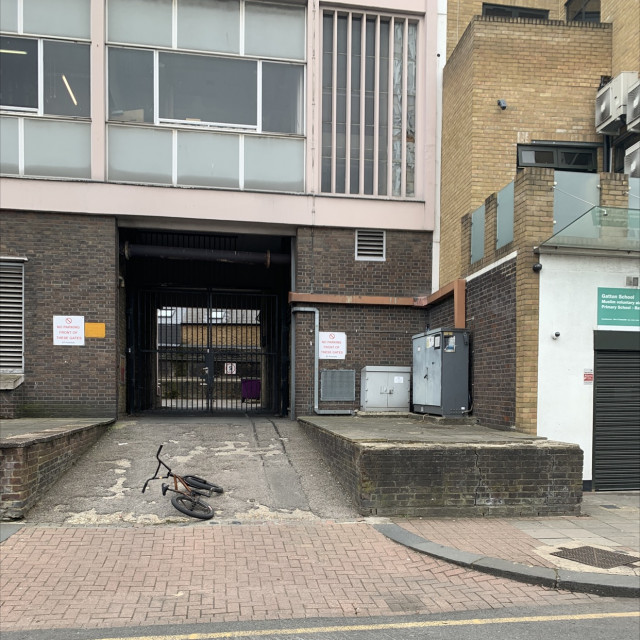 Balham BT gap