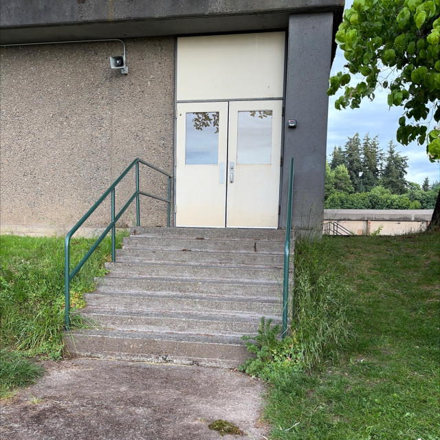 9 stair