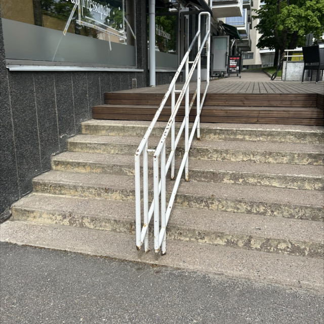 Rail