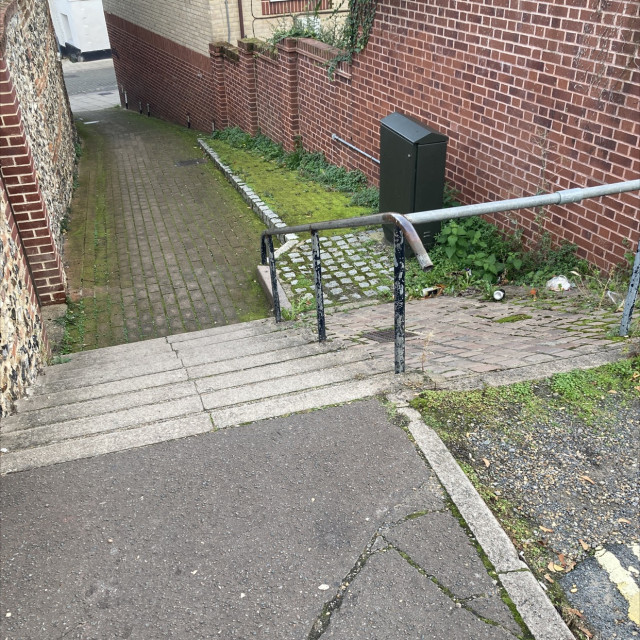Down hill rail