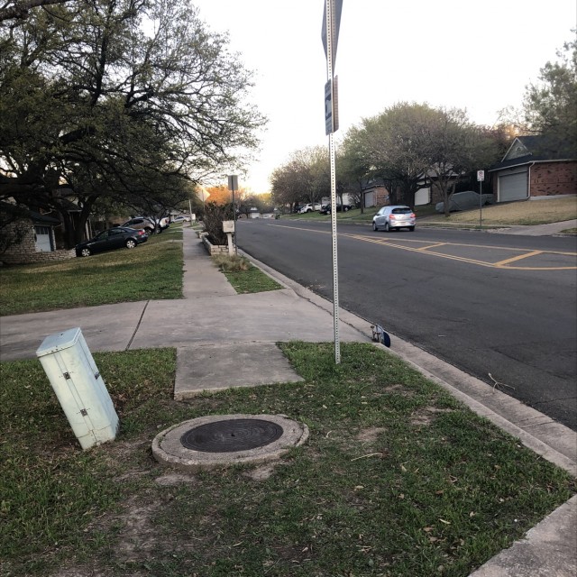 Man hole gap 
