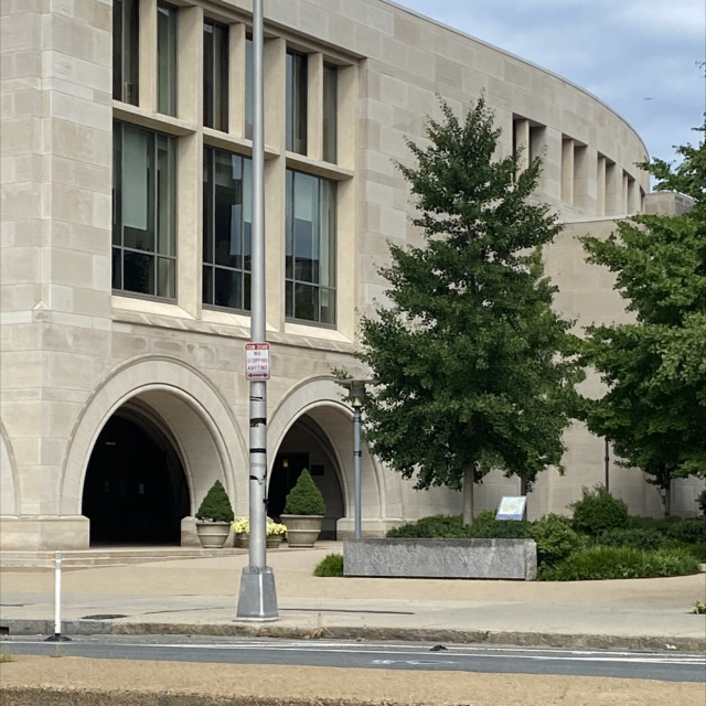 Harvard sign ledge 