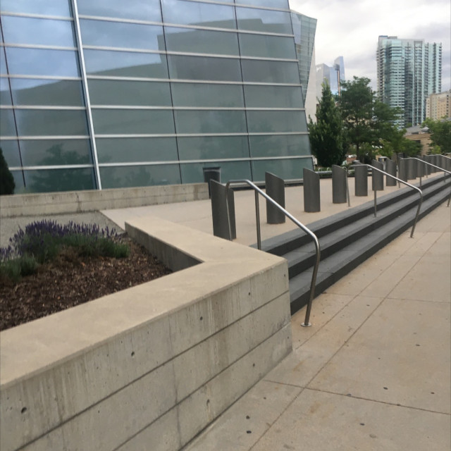 Ledge to rail
