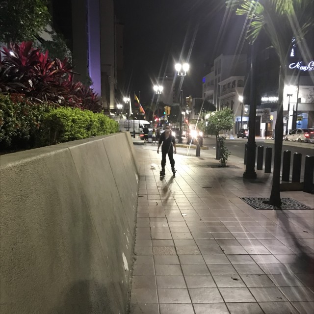 Downtown wallride