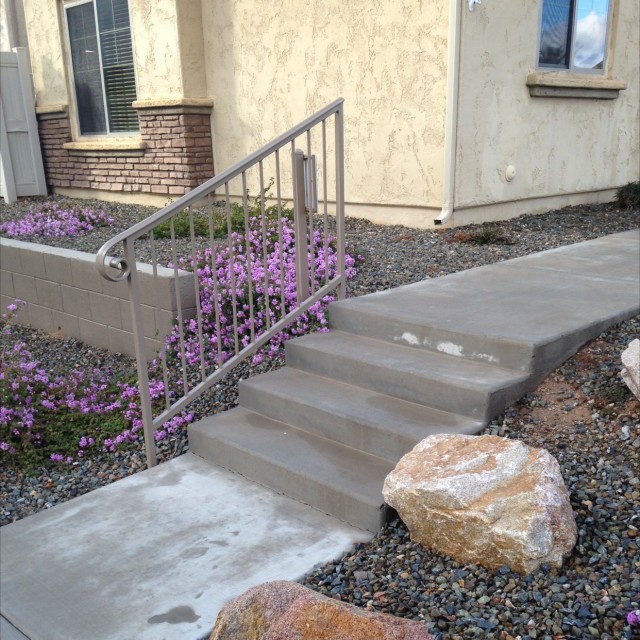 Small 4 stair