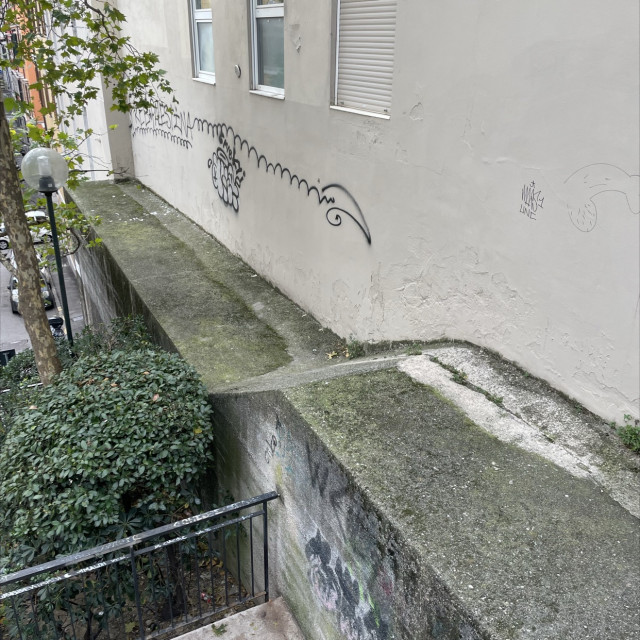 bank