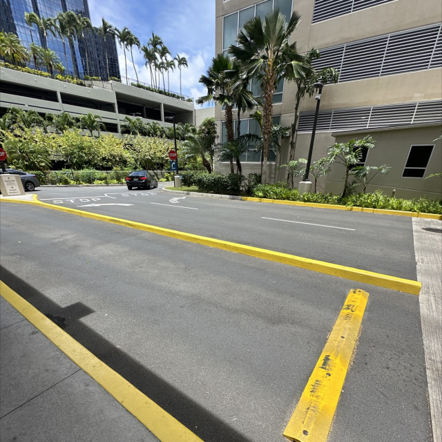 Double side curb