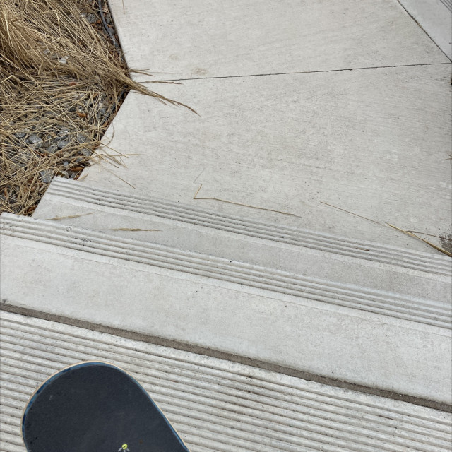Fun 2 stair with hill bomb right next door