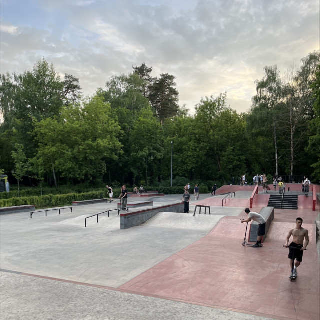 Red Street plaza