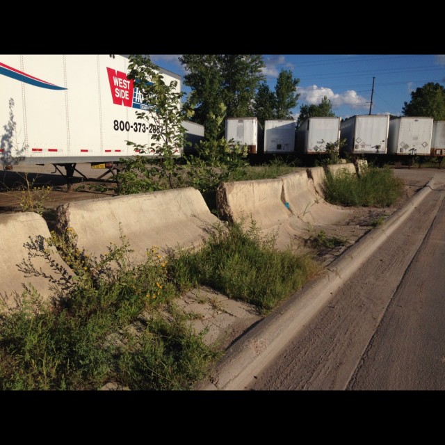 DIY Concrete jersey barrier qtrs