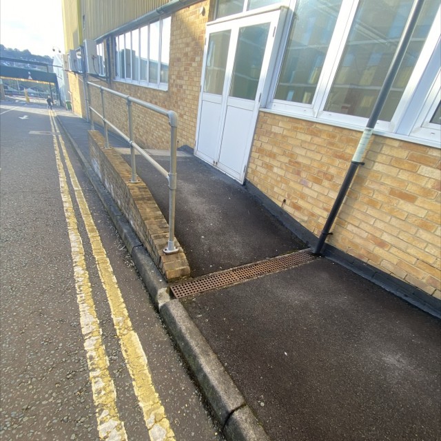 Long Three Stair 