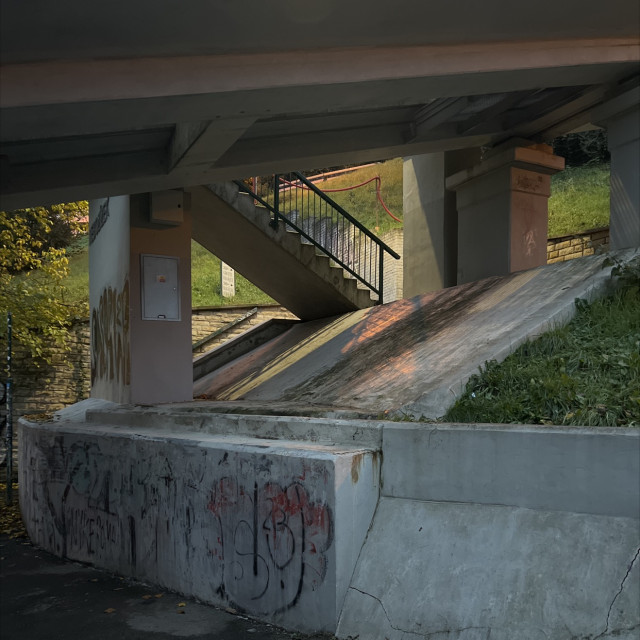 drop in to drop