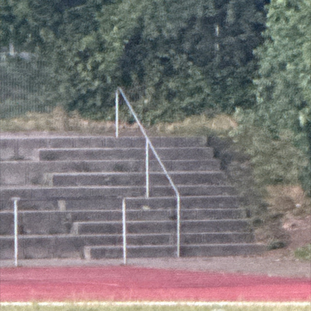 Sportplatz rail