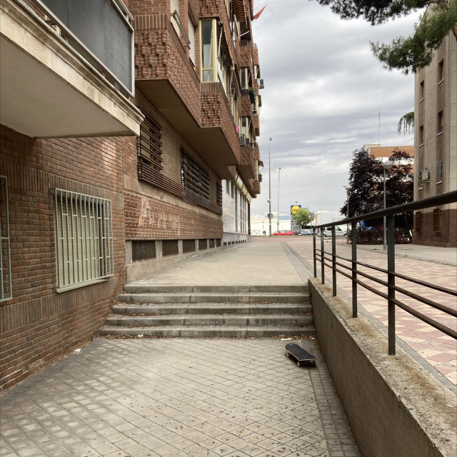 Big runway 4 stairs 