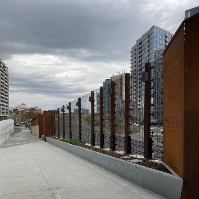 Metal ledge 
