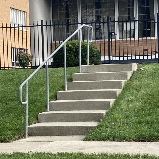3rd and hunter Round rail