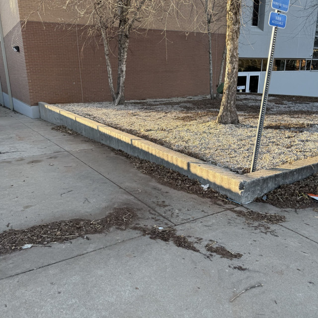 KSU Science Upper Planter