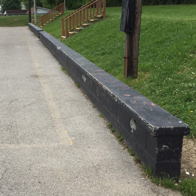 Court ledges 