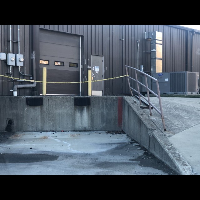 Chain hop and out rail