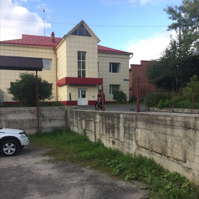 Drop Nekrasova 22