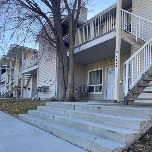 4 stairs