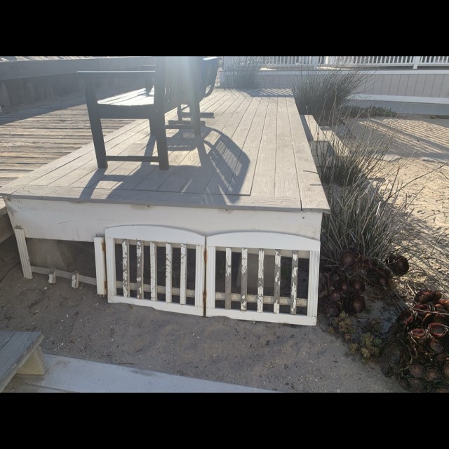 Cool Beach Plaza