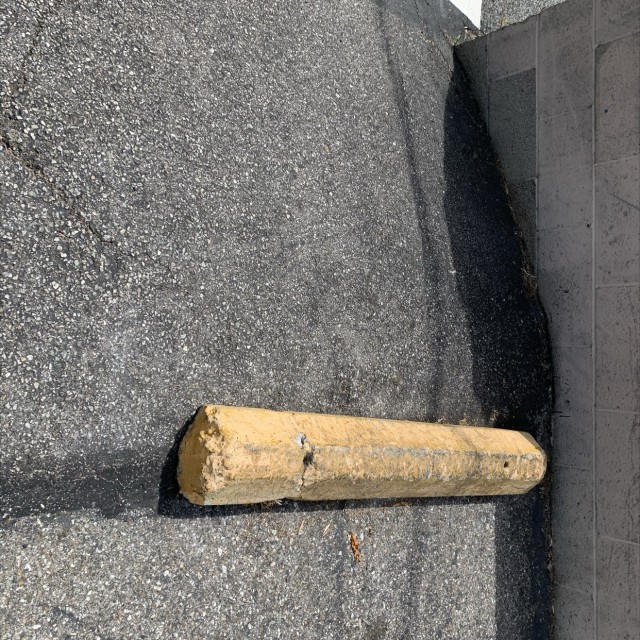Bank to parking block