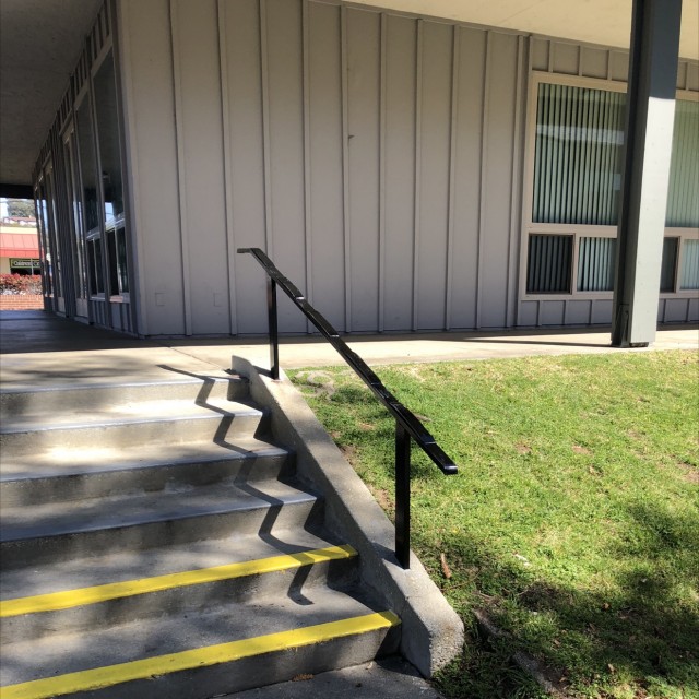 Mellow knobbed rail 