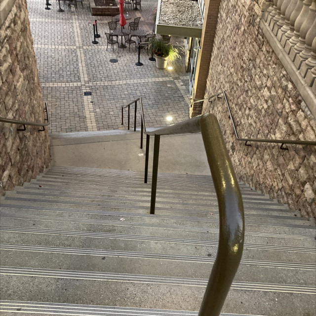 Long 21 stair grind