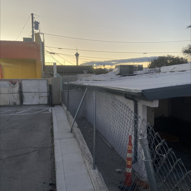 fence hop roof 
