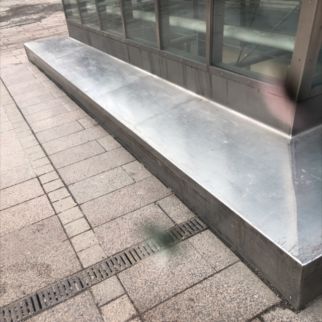 Kamppi metal rail/ledge