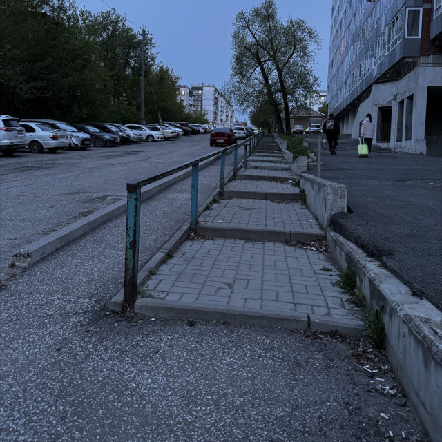 Kiyevskaya 1 downrail
