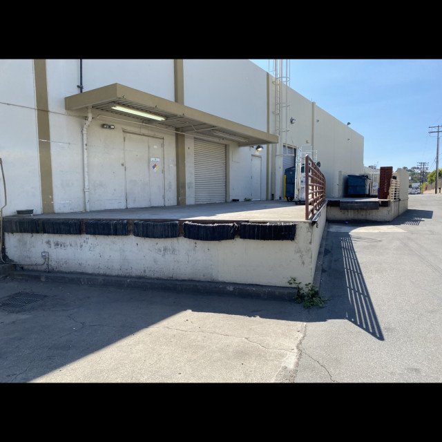 Dollar Tree Loading Dock and Ledge