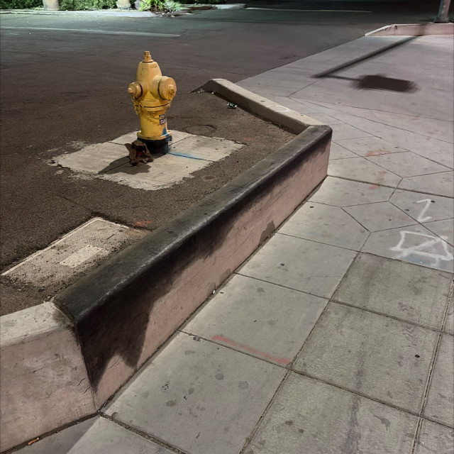 Metro park and ride ledge