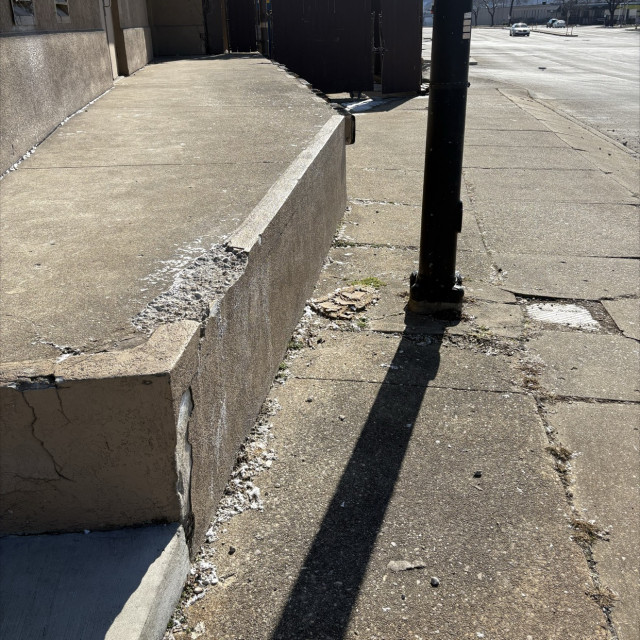 Threader ledge