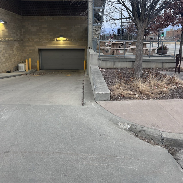 Dead-End Ledge 