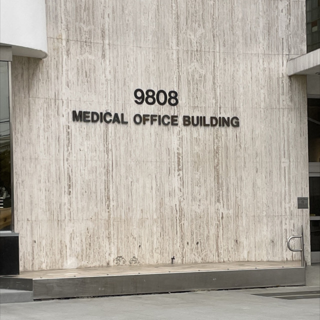 Hospital ledge 