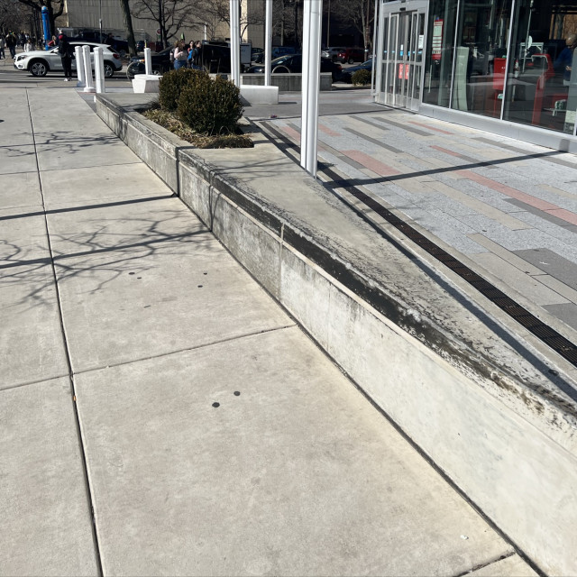 CVS Ledges