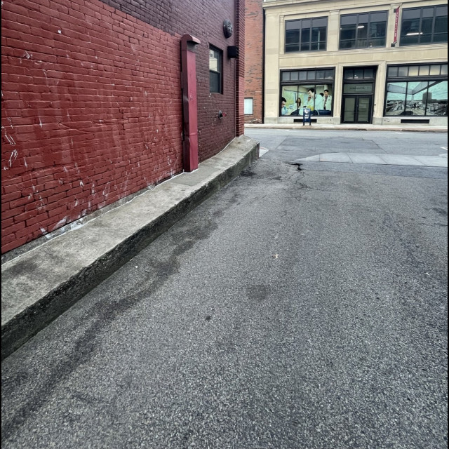 Kicker to street